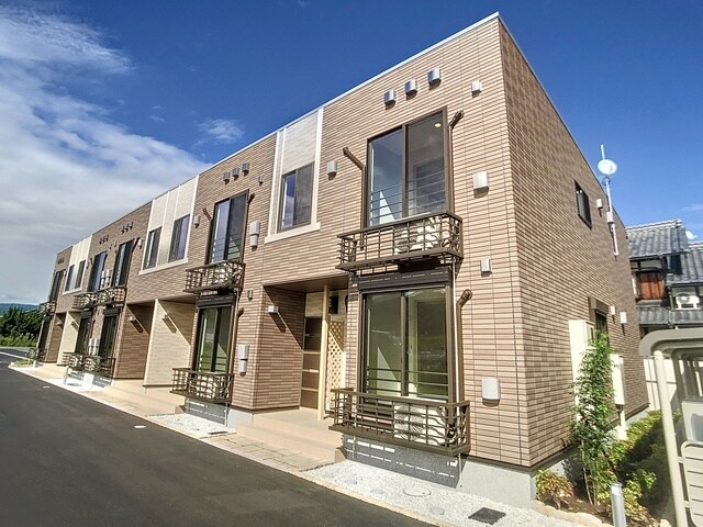 ルナクレシェンテ　Ⅱの物件外観写真