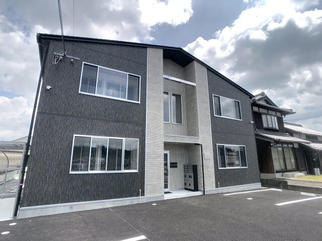 CA彩りの物件外観写真