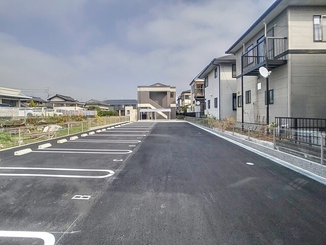 フロンティアの物件外観写真