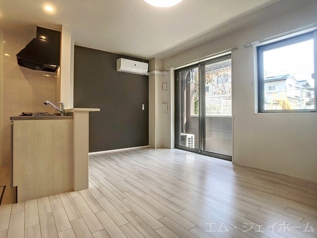 フロンティアの物件内観写真