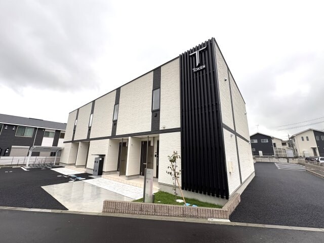 Ｆａｍｉｌｌｅ　Ｈａｎｅｋａ　Ｃの物件外観写真