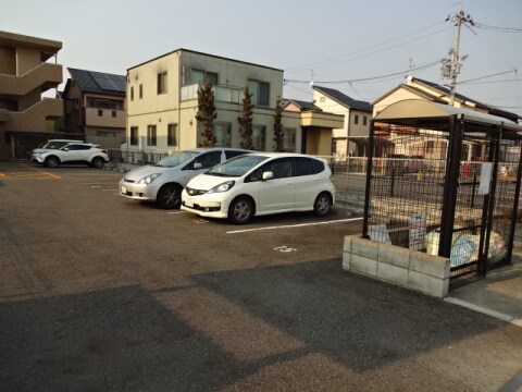 シャトレー参番館の物件外観写真