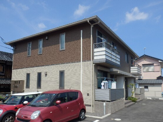 シャーメゾンKishiokaの物件外観写真