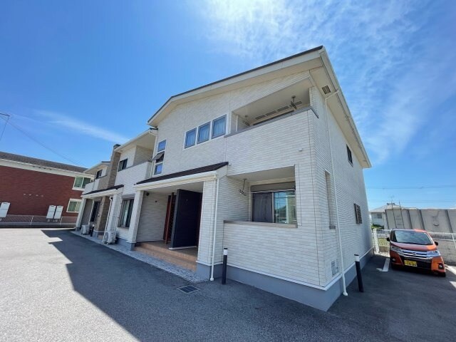 パインビレッジ　ビオーラの物件外観写真