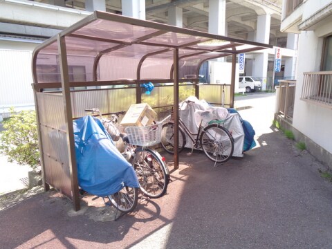 中村マンションの物件外観写真