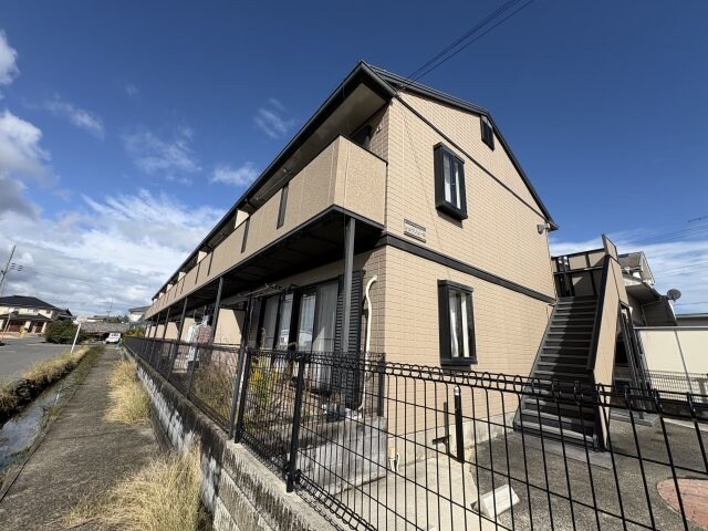 シュペリュールの物件外観写真