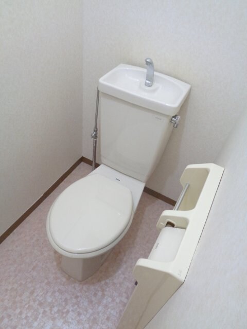 メゾン・ラ・コート弐番館の物件内観写真