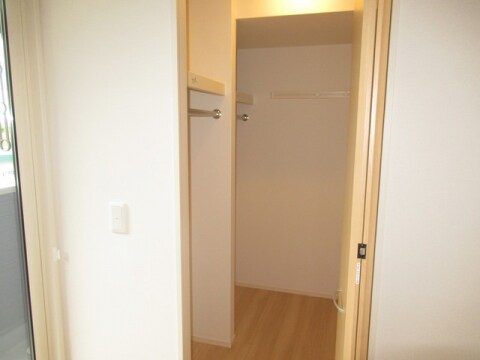 ホワイトクレイン野洲の物件内観写真