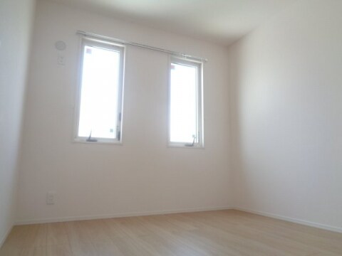 Laule’a 守山の物件内観写真