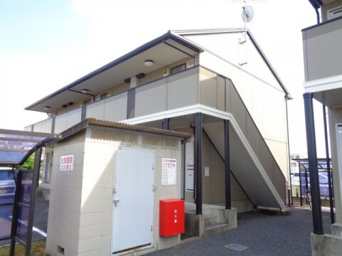 エストヴィラージュⅡの物件外観写真