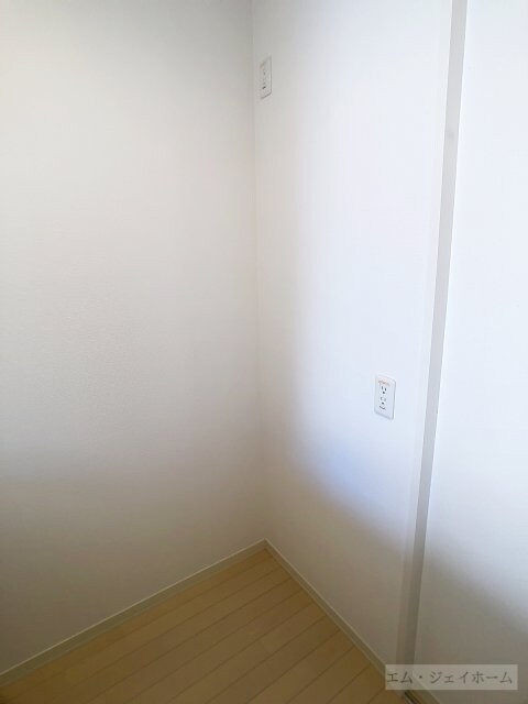 サーティーン１１の物件内観写真