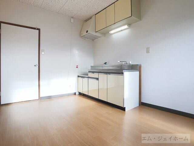 グランベールJINの物件内観写真