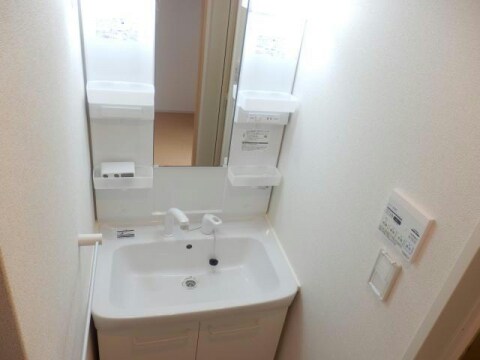 メルシーガーデン坂本の物件内観写真