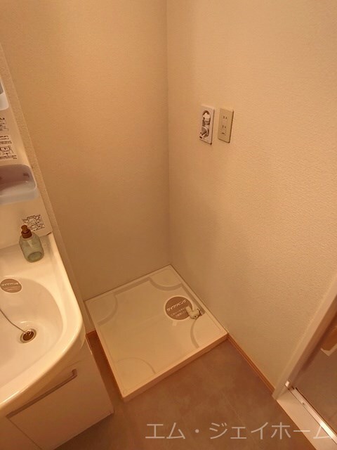 ウィン オカダヤの物件内観写真