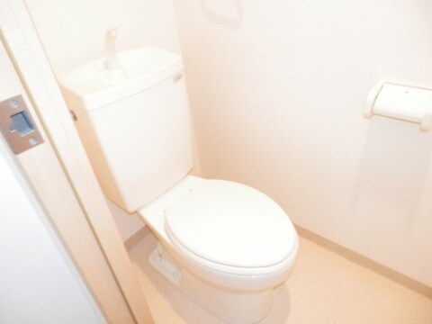 シダーコンフォール弐番館の物件内観写真