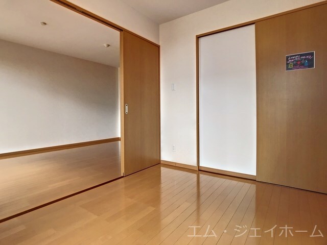 ビラ・レークサイドの物件内観写真