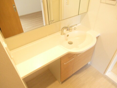 ホワイトクレイン野洲の物件内観写真