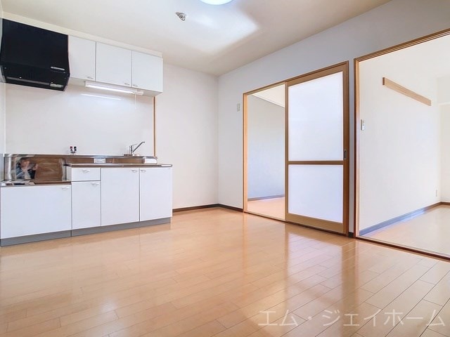 マンション亨の物件内観写真