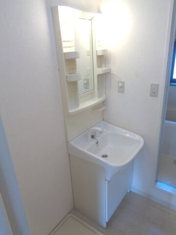 グランベールJINの物件内観写真