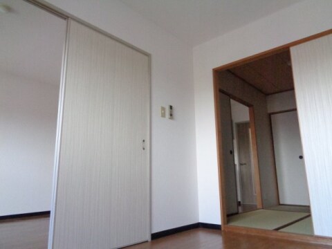 ヒルサイド名坂の物件内観写真