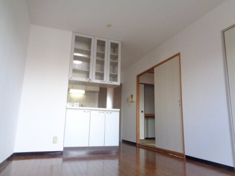 ヒルサイド名坂の物件内観写真