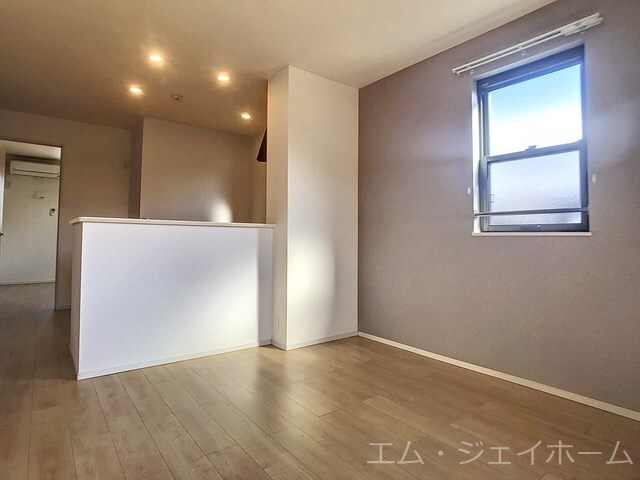 ローズ・スターデン・ジンの物件内観写真