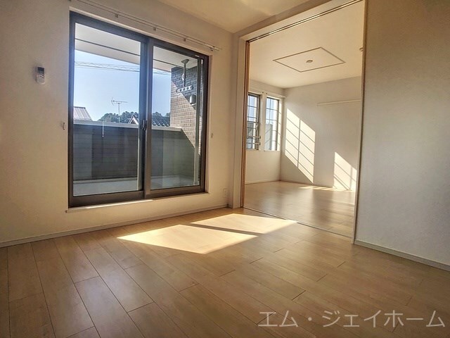 ローズ・スターデン・ジンの物件内観写真