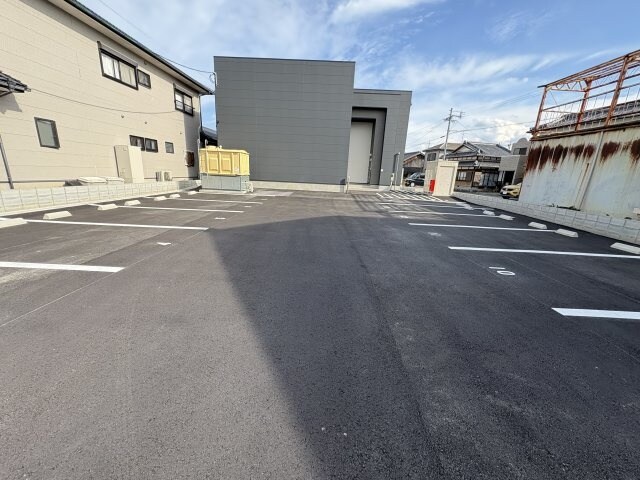 カリーナの物件外観写真