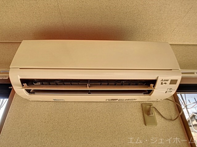 フローラルコートの物件内観写真