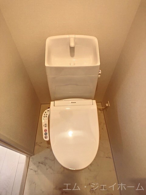 ラピスラズリの物件内観写真