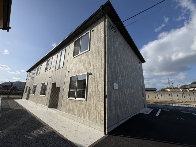 クラルスの物件外観写真