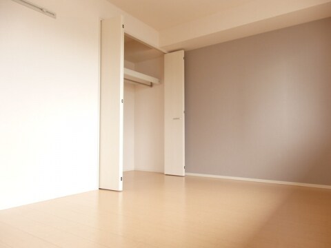 アイプルークの物件内観写真