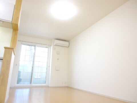 サウス　ウェルズⅢの物件内観写真