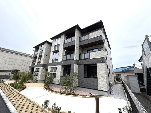 フルール彦根の物件外観写真