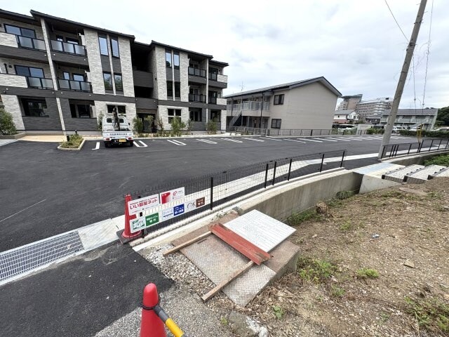 フルール彦根の物件外観写真