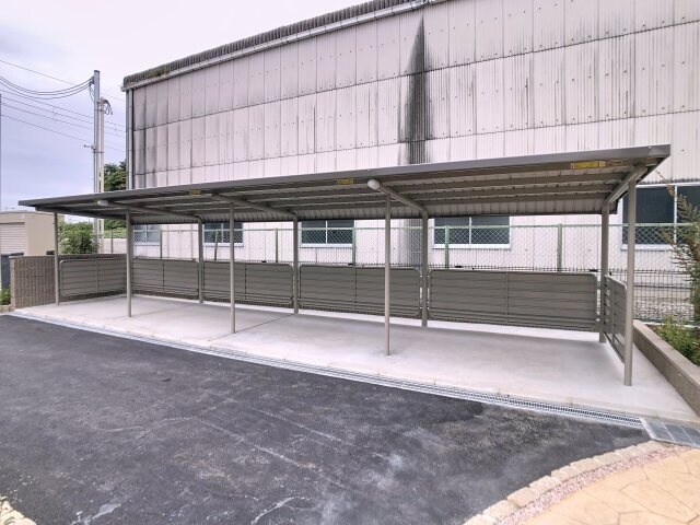 フルール彦根の物件外観写真