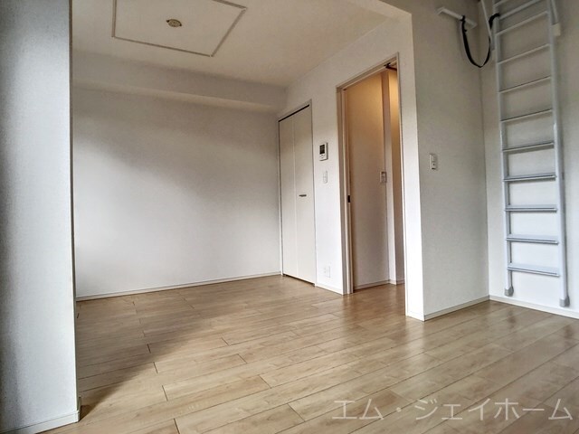 モンターニュ　リーヴルの物件内観写真