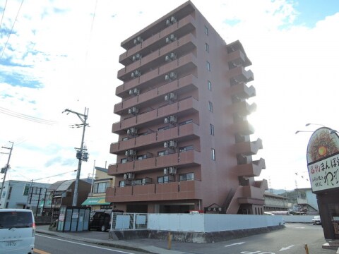 UniversⅡの物件外観写真