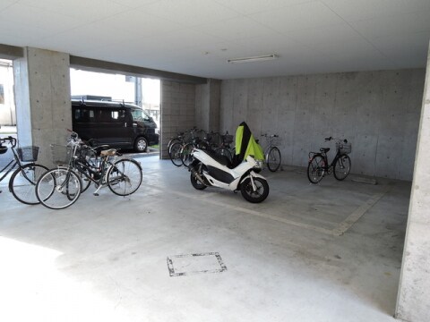 UniversⅡの物件外観写真