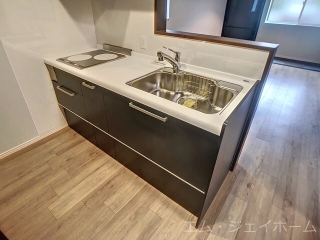 グッドライフステージ後三条Aの物件内観写真