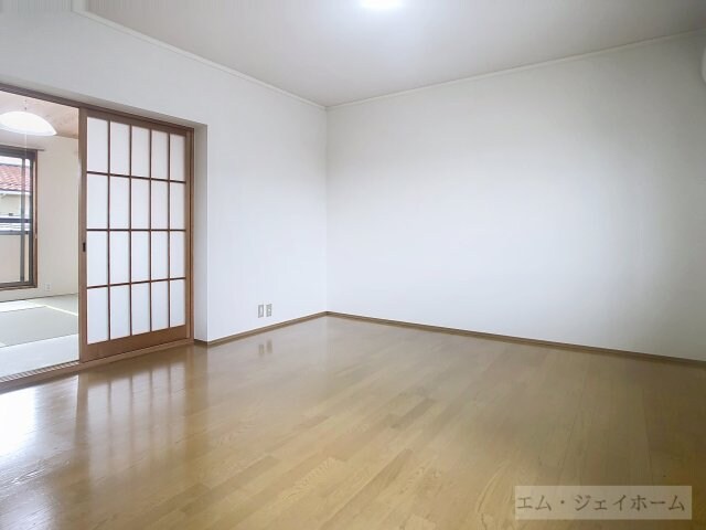 パレス守山の物件内観写真