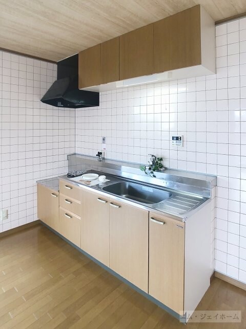 ヴィラ・デ・コローレの物件内観写真