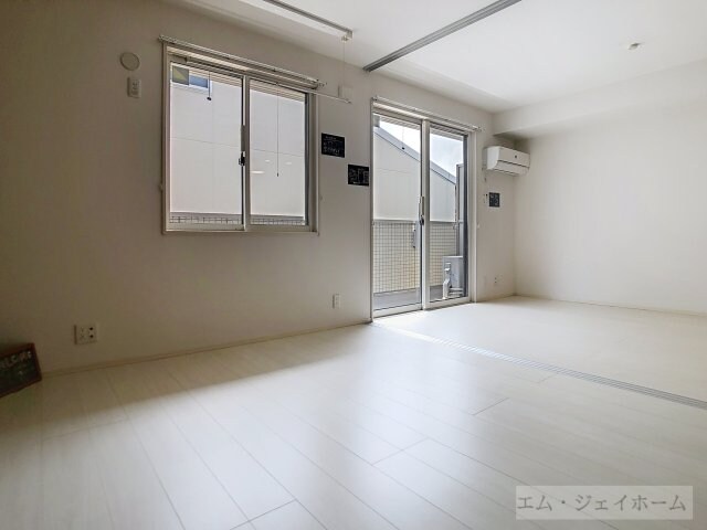 Ｃａｓａ　ｒａｆｆｉｎｅ　青地の物件内観写真