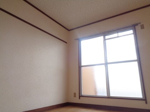 第2辻ハイツの物件内観写真