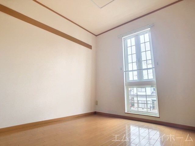 ラルジュの物件内観写真