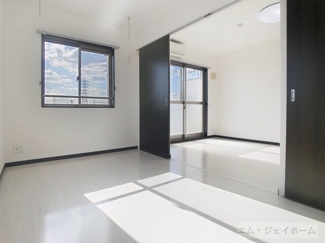 ハートフル・プリムラの物件内観写真