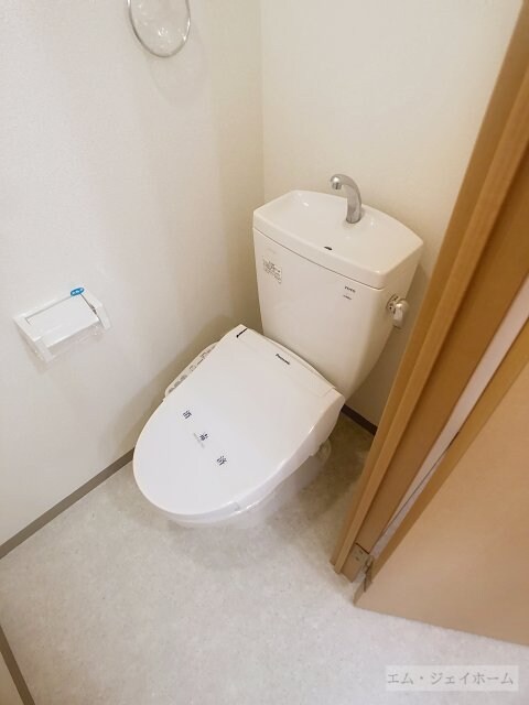 シャトレー六番館の物件内観写真