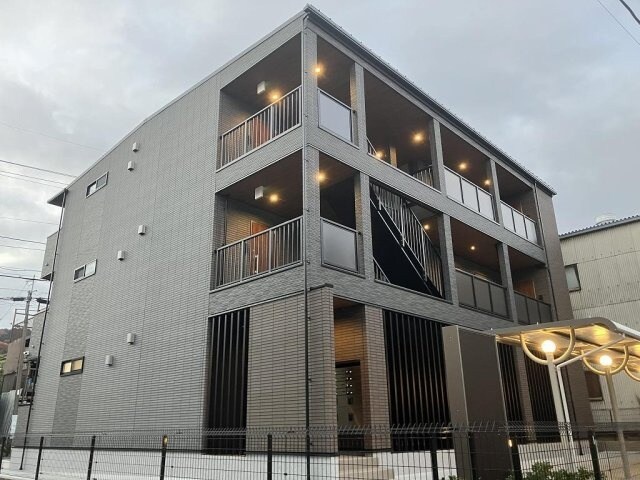 ベルフォレ大津京の物件外観写真