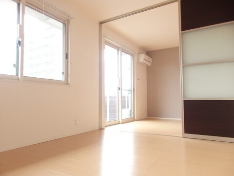 アイプルークの物件内観写真