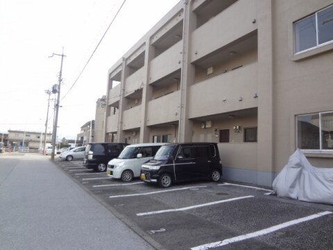 ビラ・レークサイドの物件外観写真